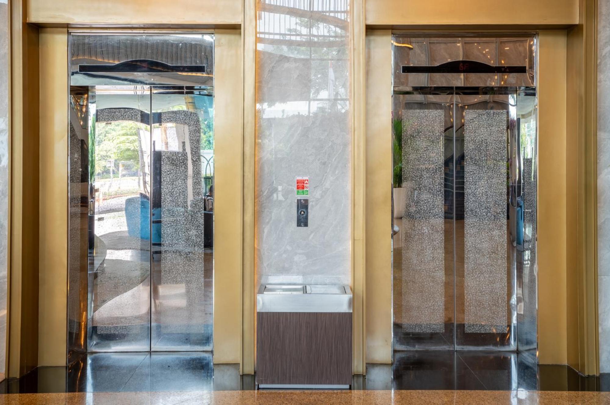 The Acacia Hotel Jakarta Ngoại thất bức ảnh