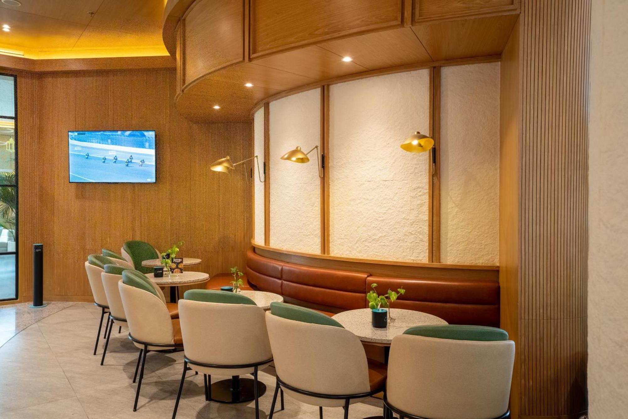 The Acacia Hotel Jakarta Ngoại thất bức ảnh