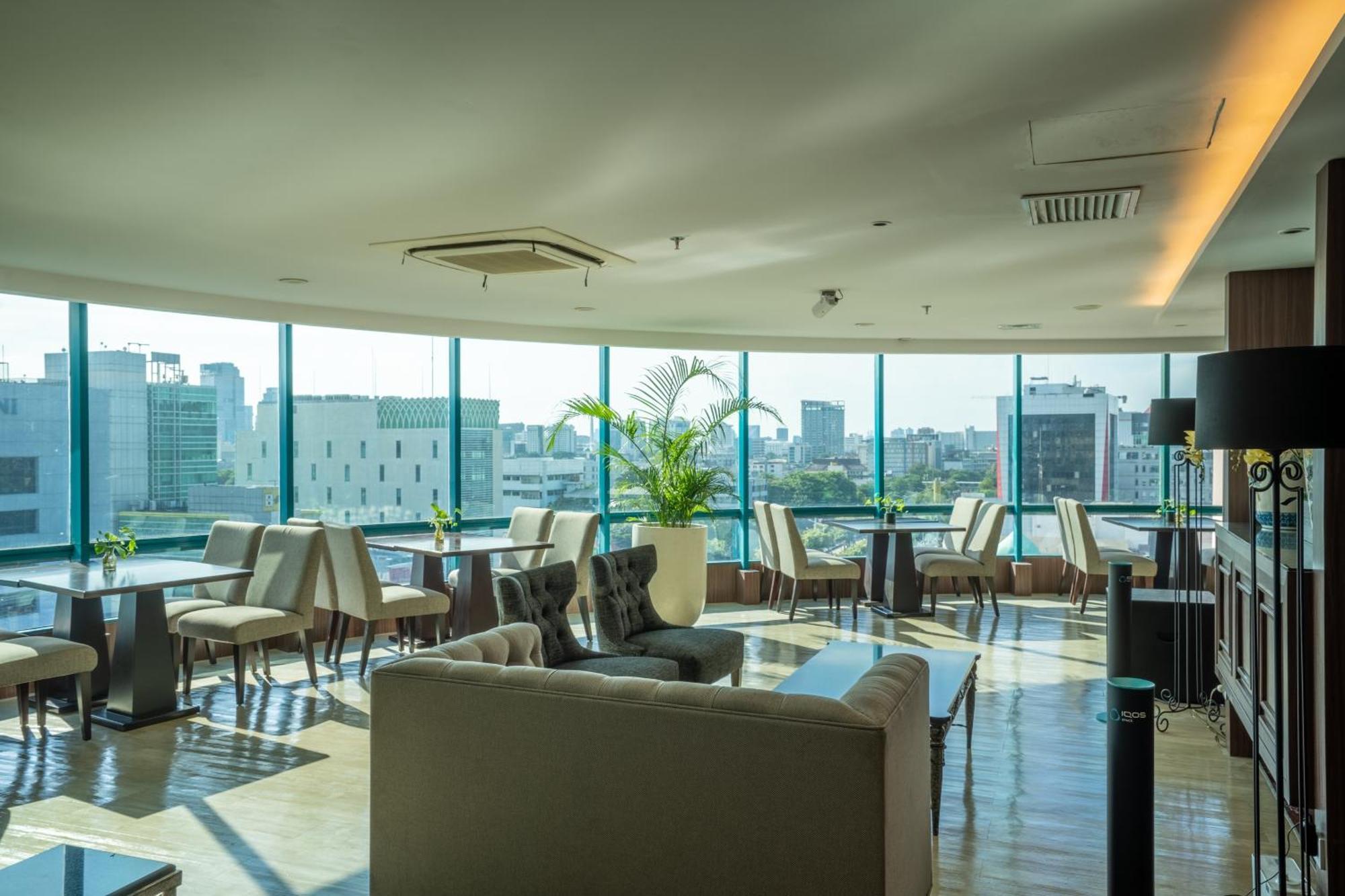 The Acacia Hotel Jakarta Ngoại thất bức ảnh